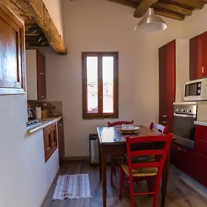 https://appartamento-porta-pispini.it-tuscanyhotel.com