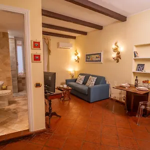 Apartment Navona Little, Rome