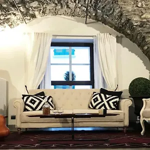 https://lg-lake.it-lombardy.com